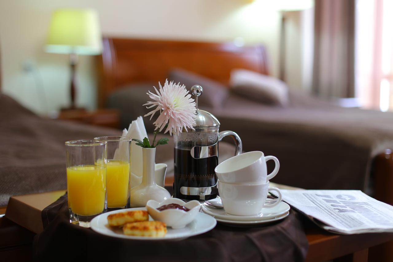 Khujand Grand Hotel Экстерьер фото